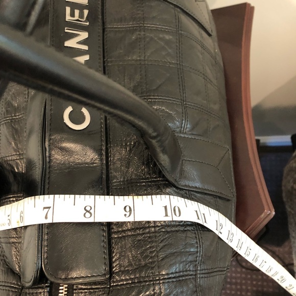 Chanel LAX Tote - Authentic - Picture 14 of 14